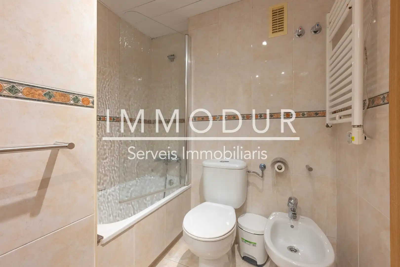 Flat for rent in Avinguda d'Europa, Gavà Mar