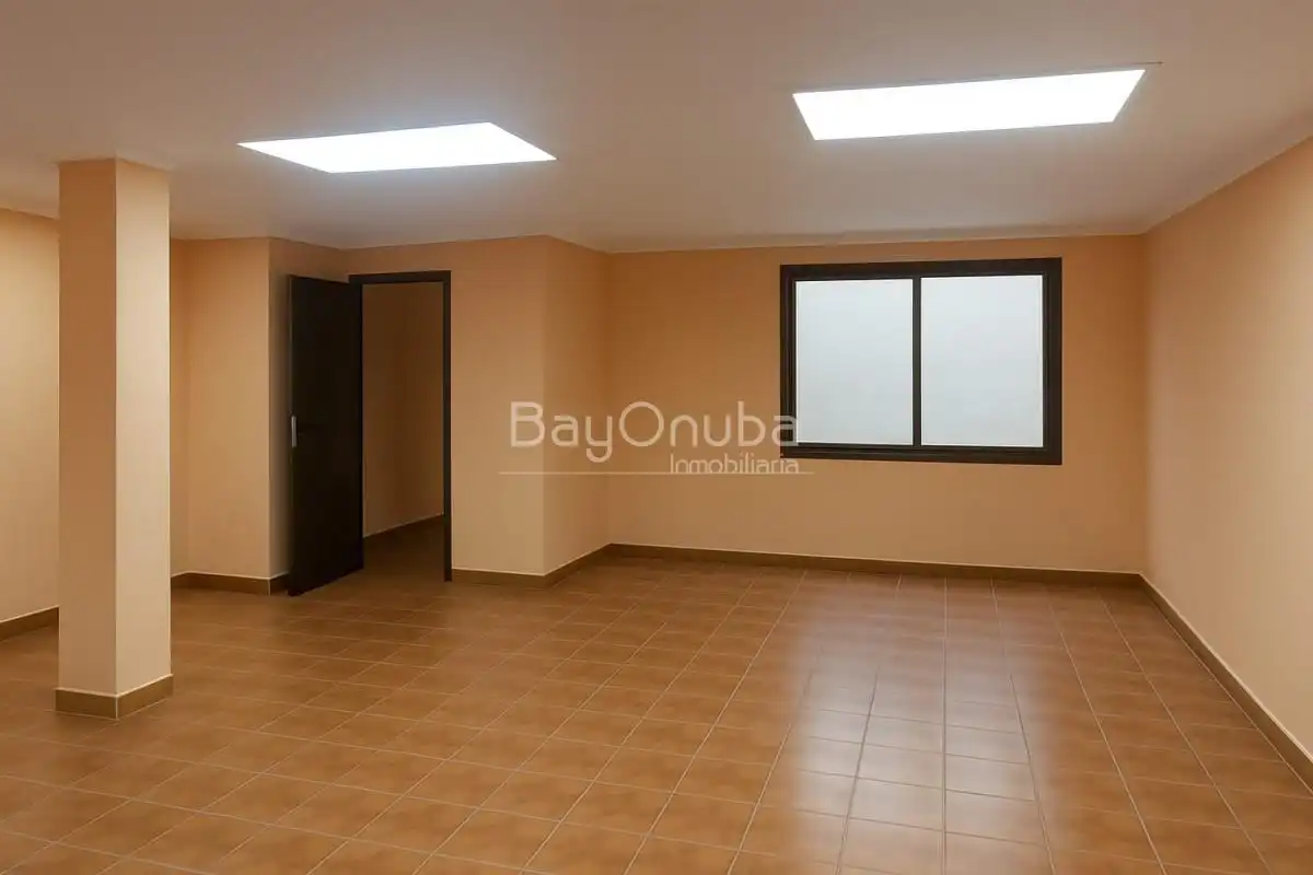 Local comercial en venta en Centro, imagen 4