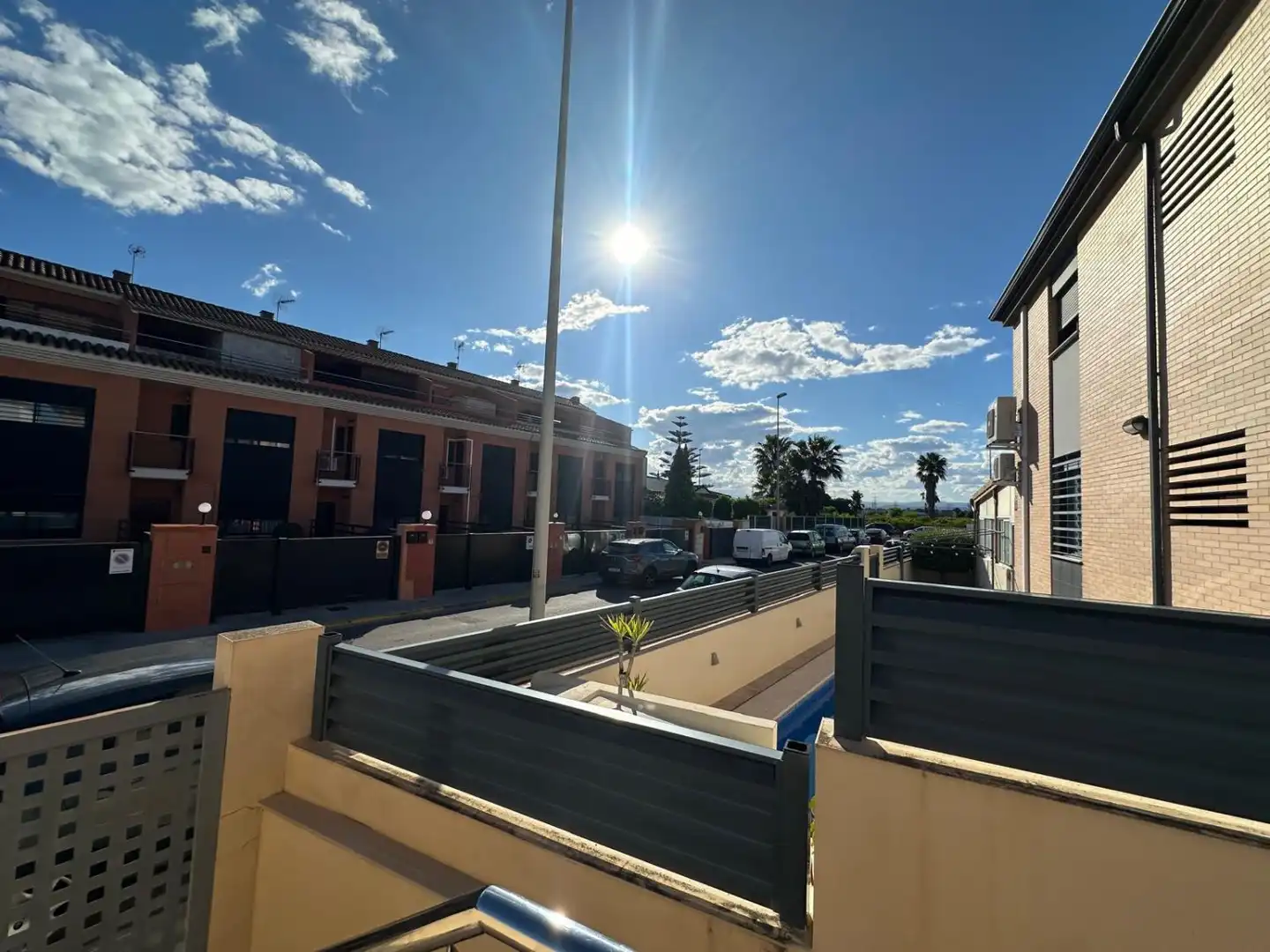 Vista exterior de Casa adosada de alquiler en Almazora / Almassora con Aire acondicionado, Calefacción y Parquet