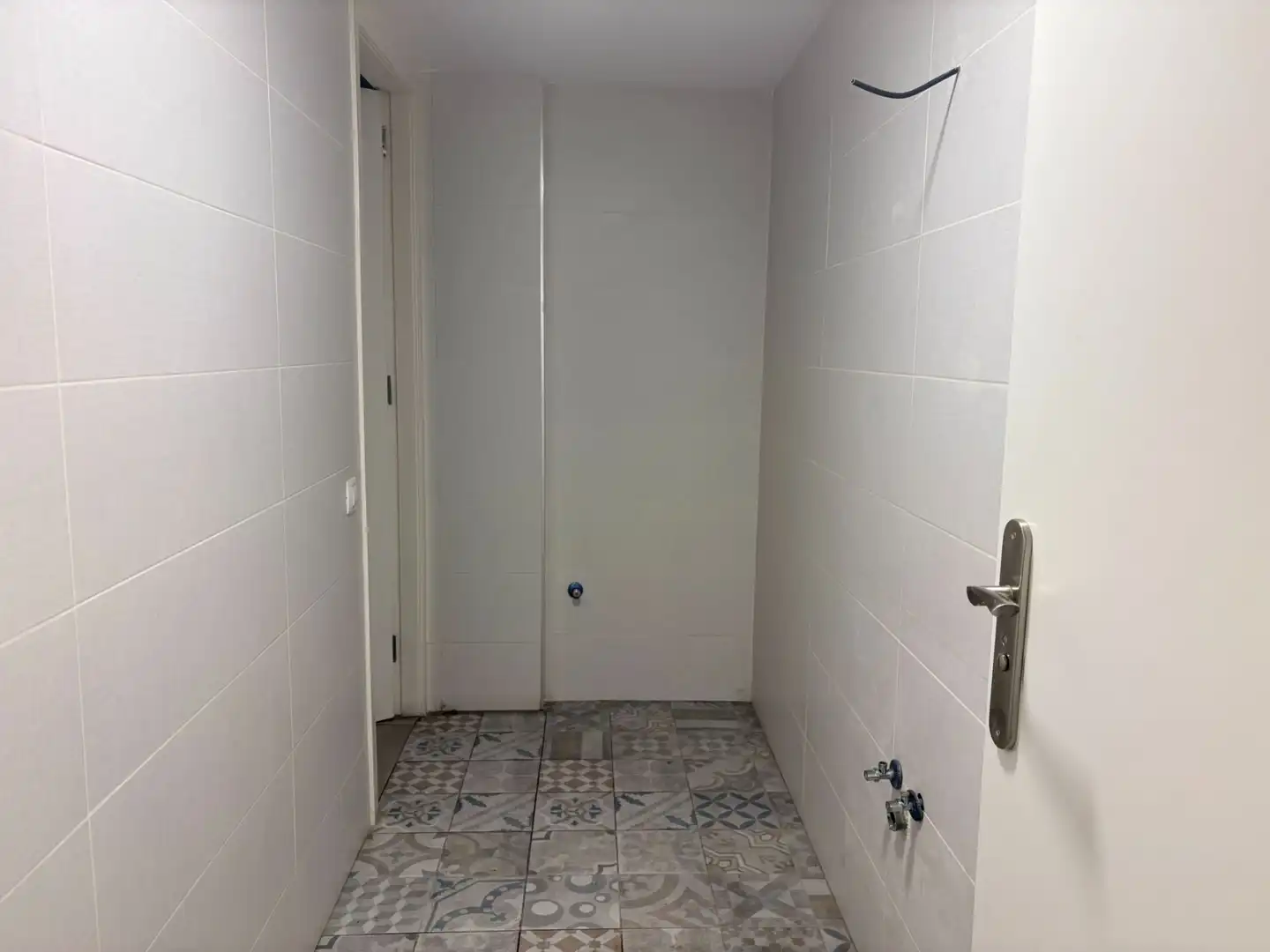 Bathroom of Office for rent in Barcelona  with Air Conditioner