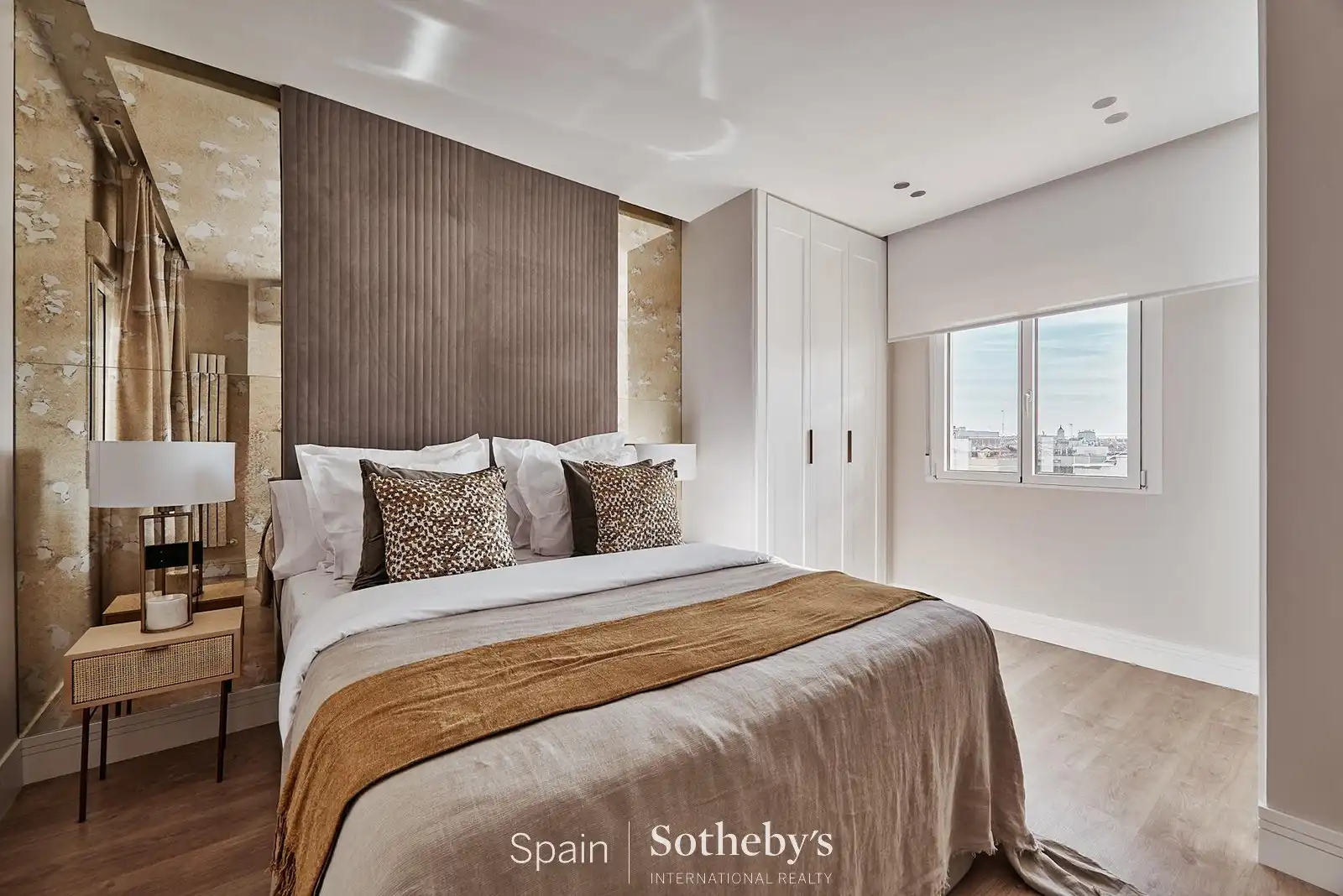 Schlafzimmer von Wohnungen zum Verkauf in Madrid mit Klimaanlage, Heizung und Terrasse