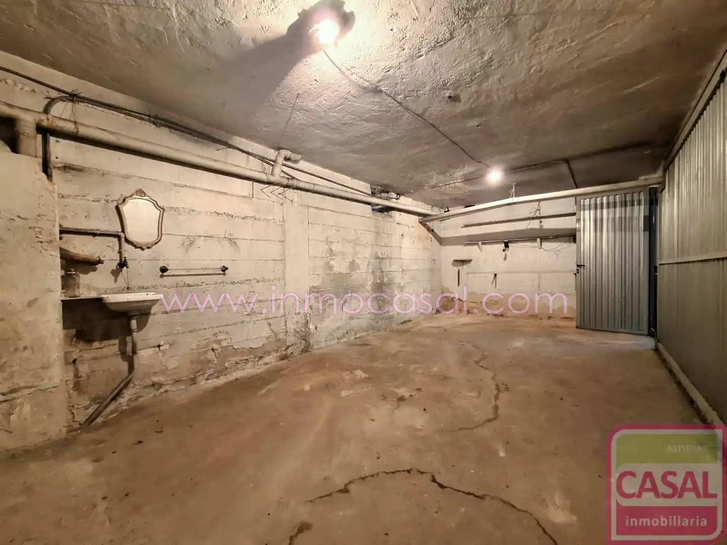 Garage for sale in Mieres (Asturias)