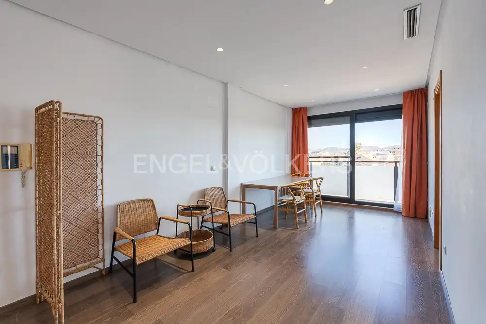 Sala d'estar de Apartament de lloguer en Museros amb Aire condicionat, Calefacció i Parquet