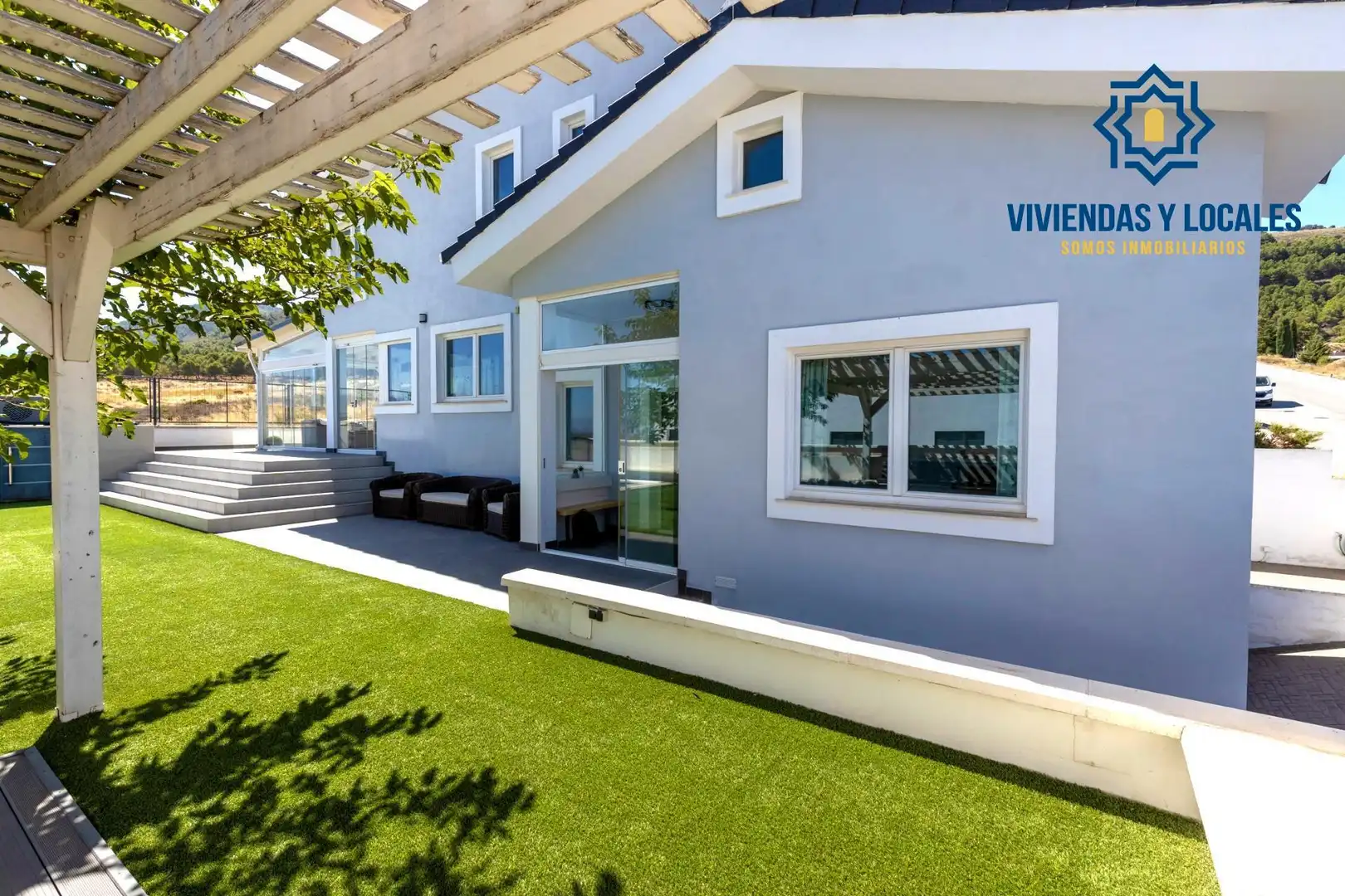 Chalet con piscina en venta en Dílar, imagen 2
