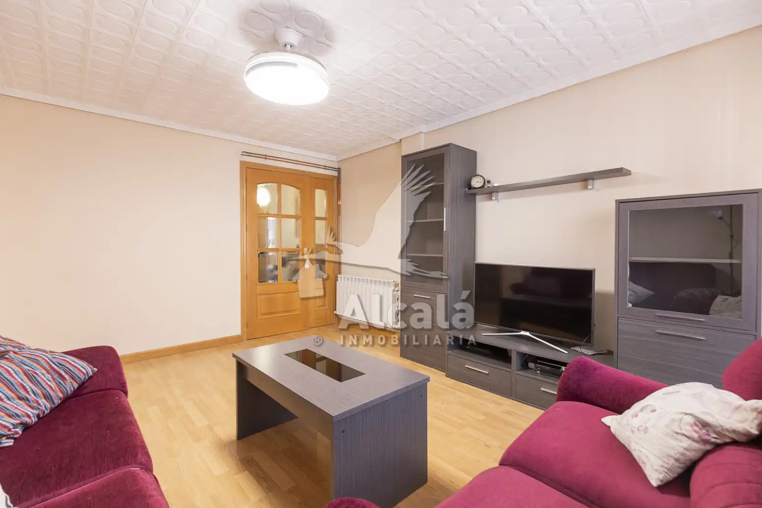 Sala d'estar de Pis en venda en Linares amb Aire condicionat i Calefacció