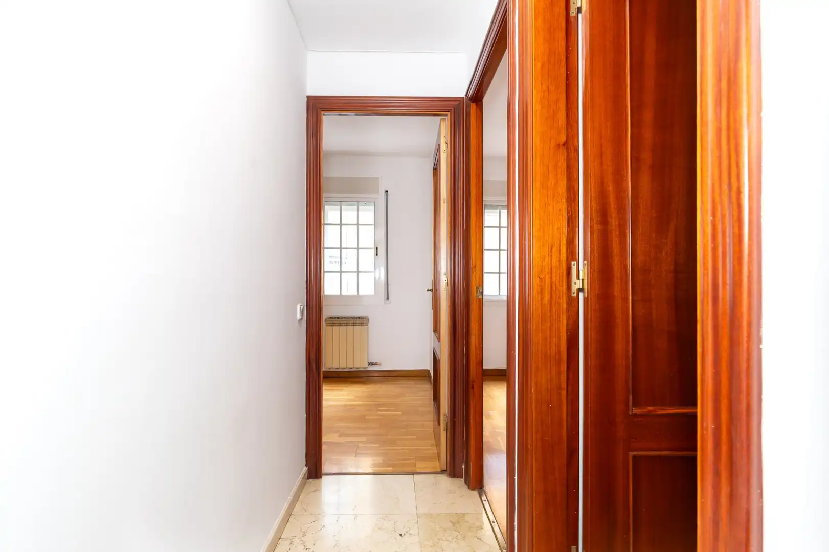 Wohnung zum Verkauf in Sant Just Desvern mit Klimaanlage, Heizung und Terrasse
