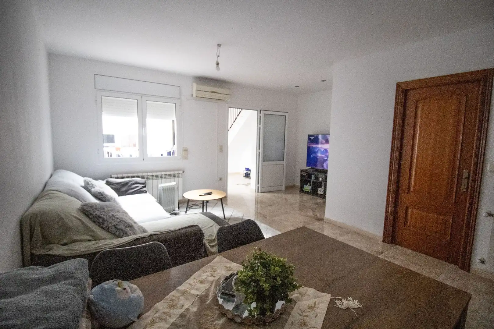 Living room of Houses for sale in Figueres  with Air Conditioner, Heating and Terrace