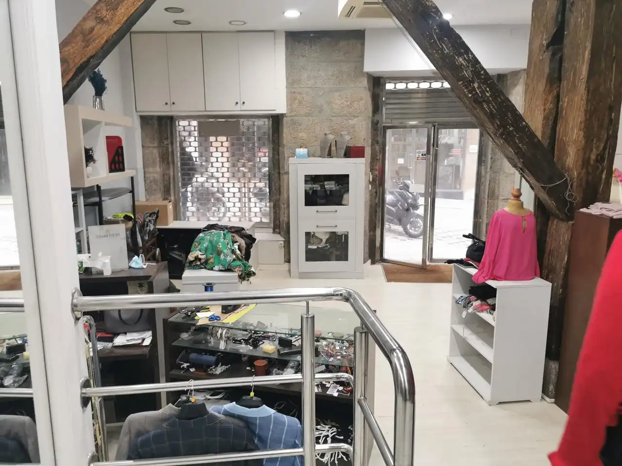 Local comercial en alquiler en Francisco De Quevedo, imagen 4