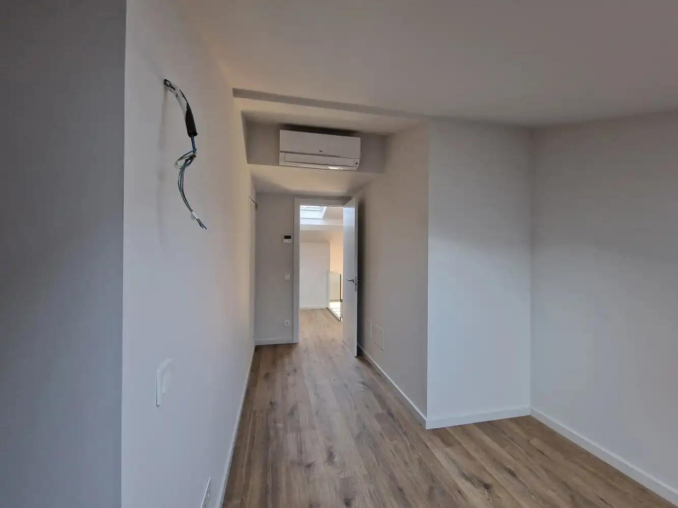 Attic for sale in Girona  with Air Conditioner, Heating and Terrace