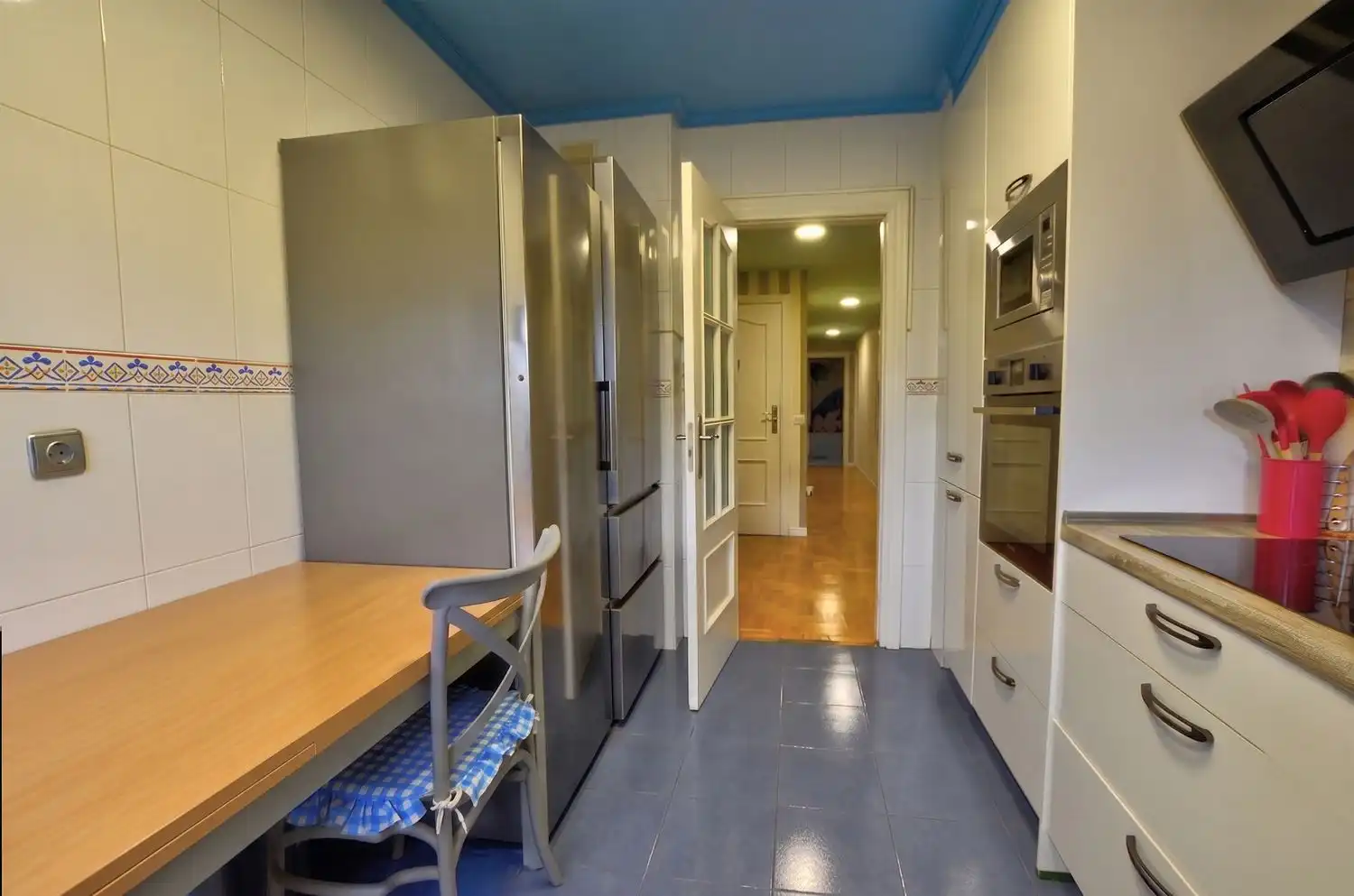 Küche von Wohnung zum Verkauf in Avilés mit Heizung, Abstellraum und Schwimmbad