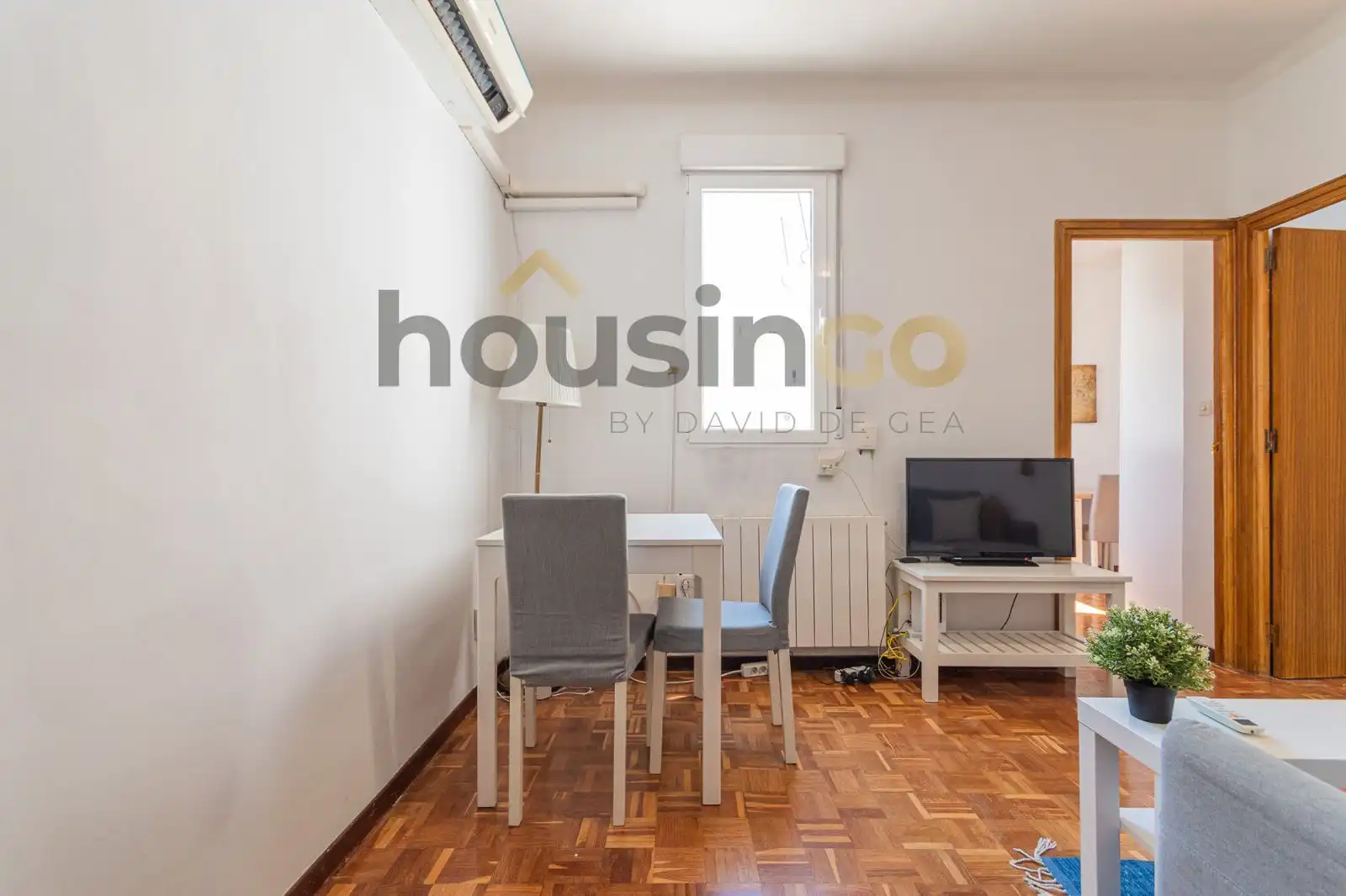 Vista exterior de Piso de alquiler en Madrid con Aire acondicionado, Calefacción y Parquet