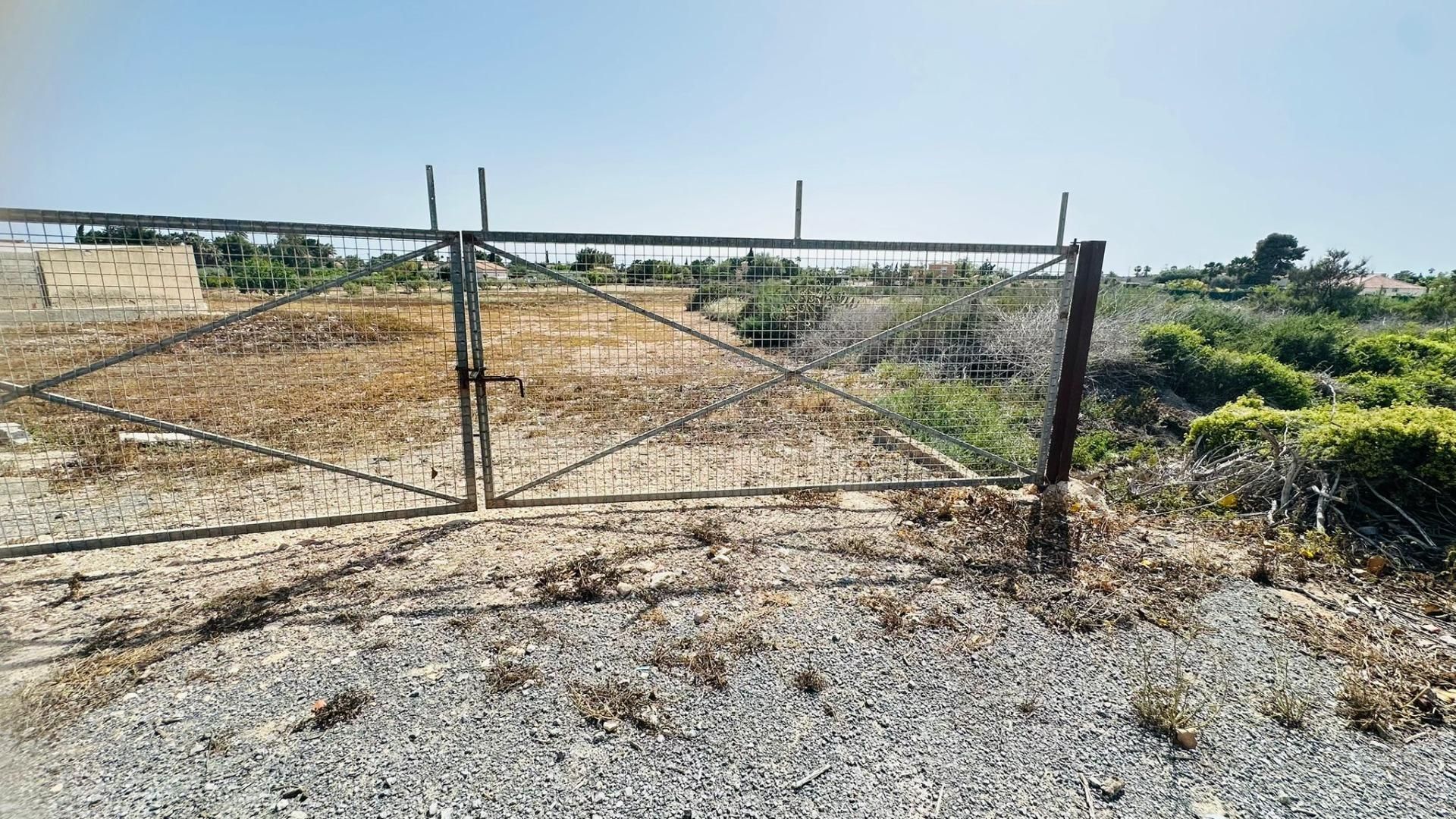 Land for sale in Elche / Elx