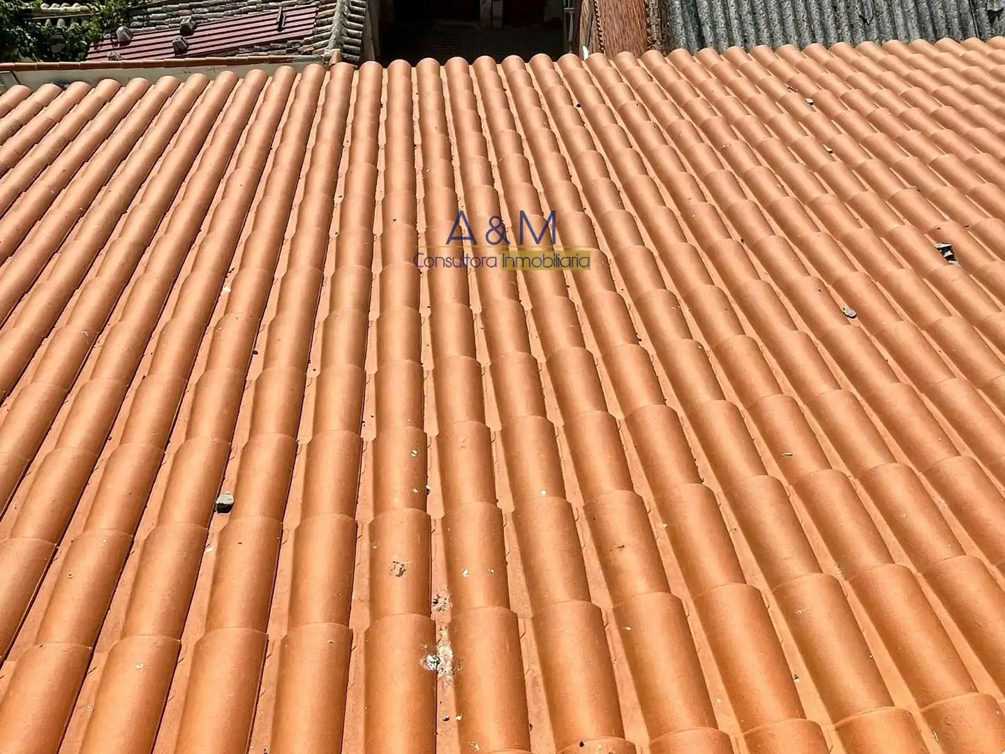 Vista exterior de Edifici en venda en Peñafiel