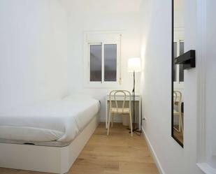 Bedroom of Flat to share in  Barcelona Capital  with Air Conditioner and Terrace