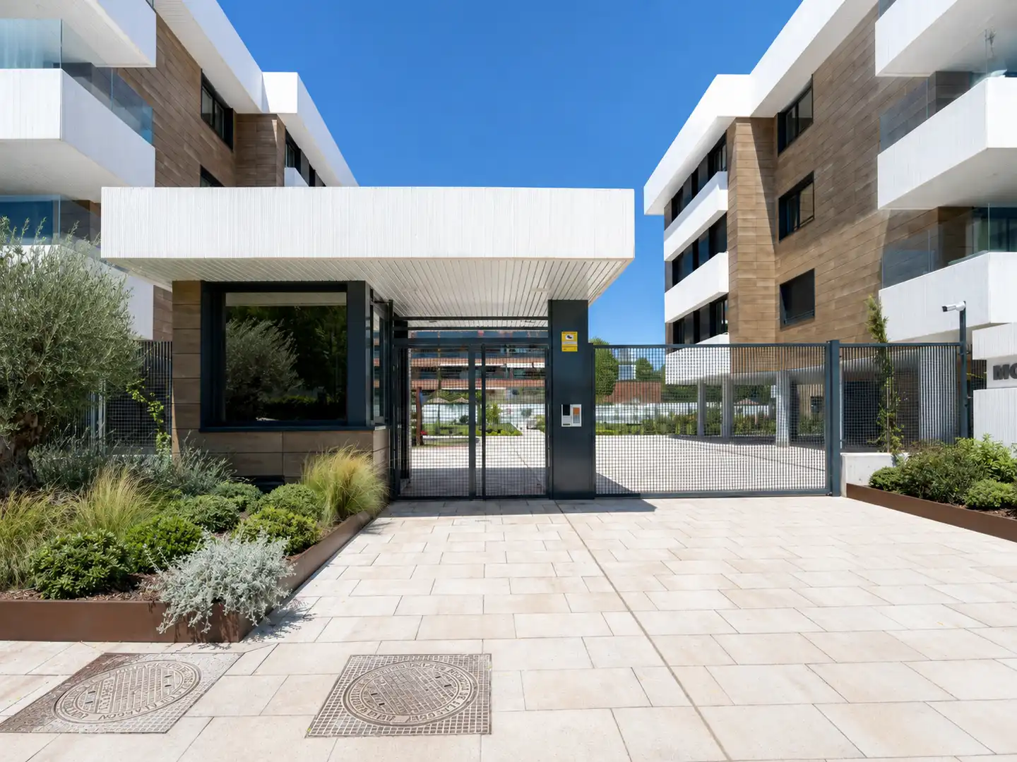 Vista exterior de Àtic de lloguer en Pozuelo de Alarcón amb Aire condicionat, Calefacció i Terrassa