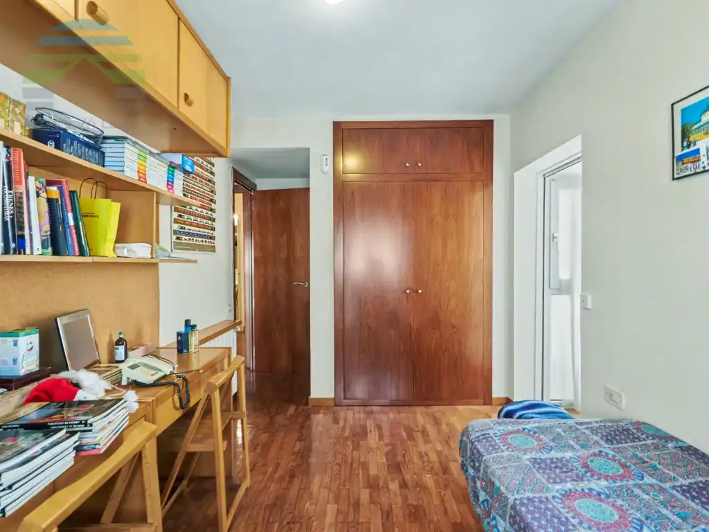 Bedroom of Flat for sale in Barcelona  with Balcony