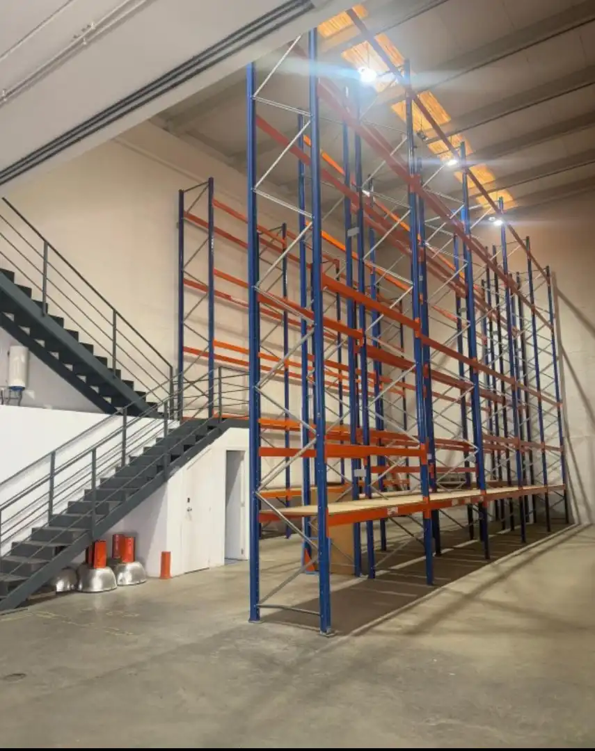 Nau industrial de lloguer en Tres Cantos amb Calefacció