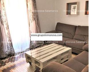 Living room of Flat for sale in Salamanca Capital  with Terrace