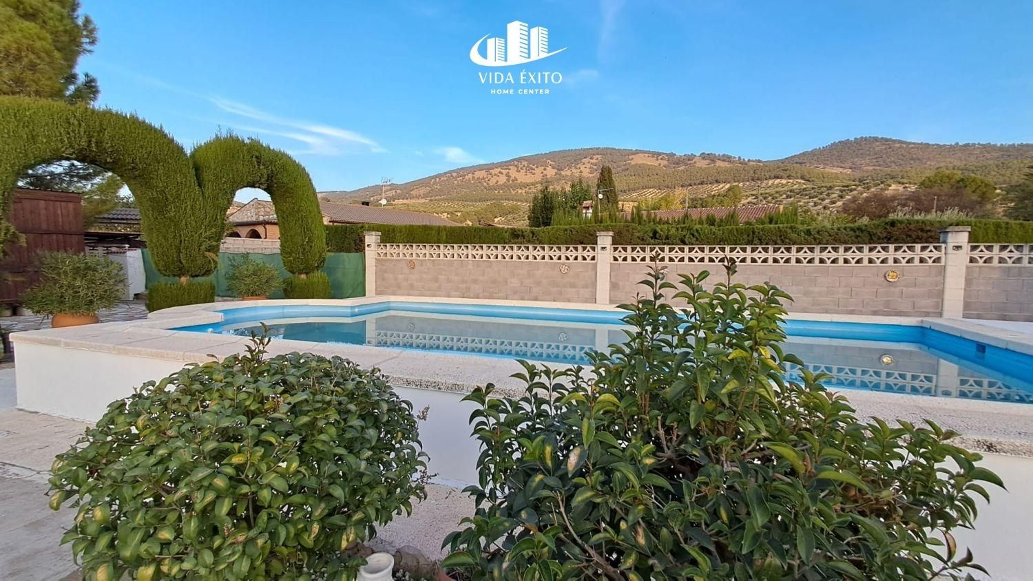 Swimming pool of House or chalet for sale in  Jaén Capital  with Heating, Private garden and Swimming Pool