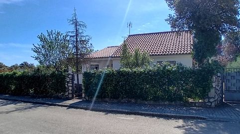 Foto 3 de Casa o chalet en venta en Calle Acacias, 15, Hontoba, Guadalajara