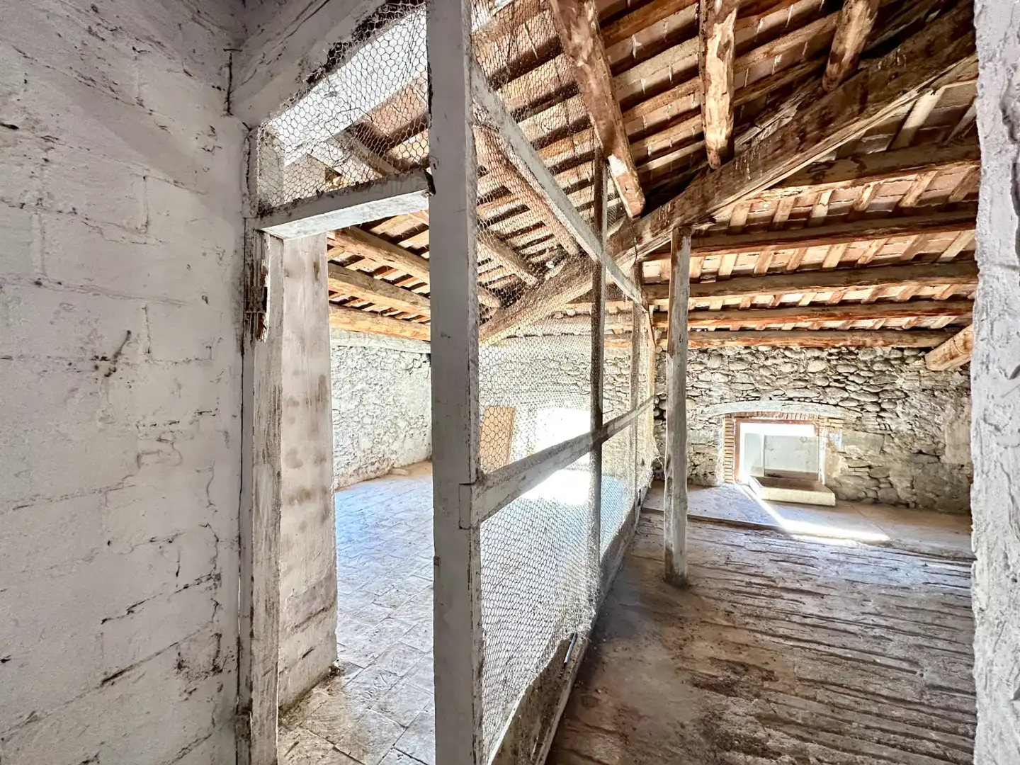 Edificio en venta en Montesquiu
