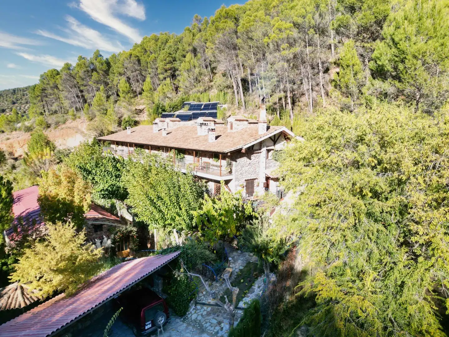 Vista exterior de Edificio en venta en Benatae