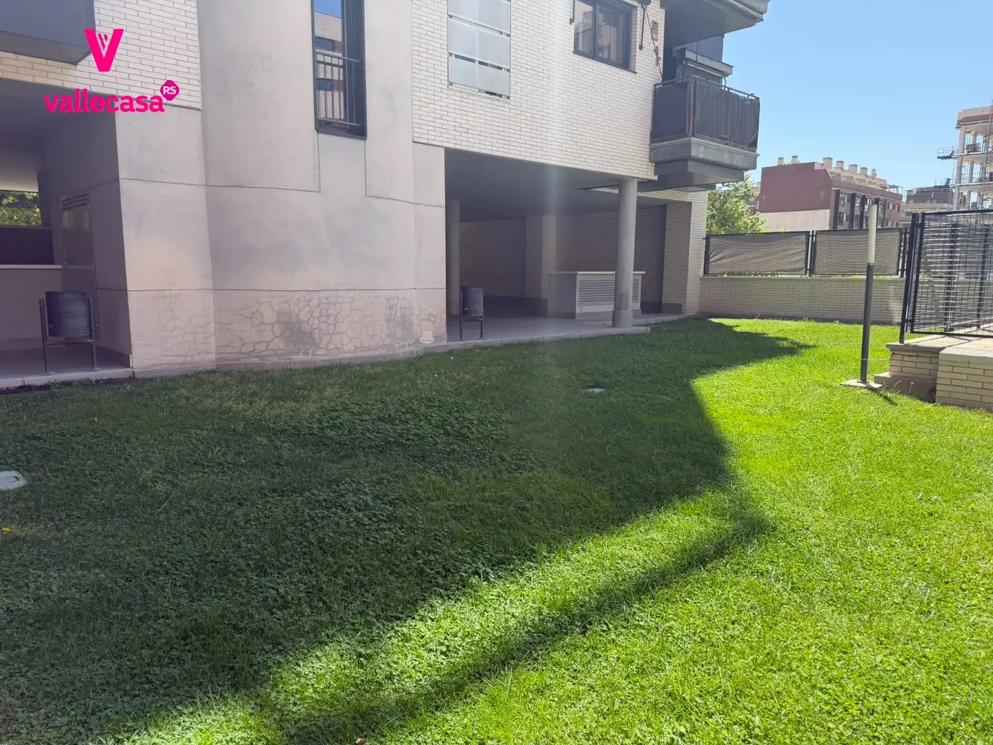 Vista exterior de Pis en venda en Madrid amb Aire condicionat, Calefacció i Terrassa
