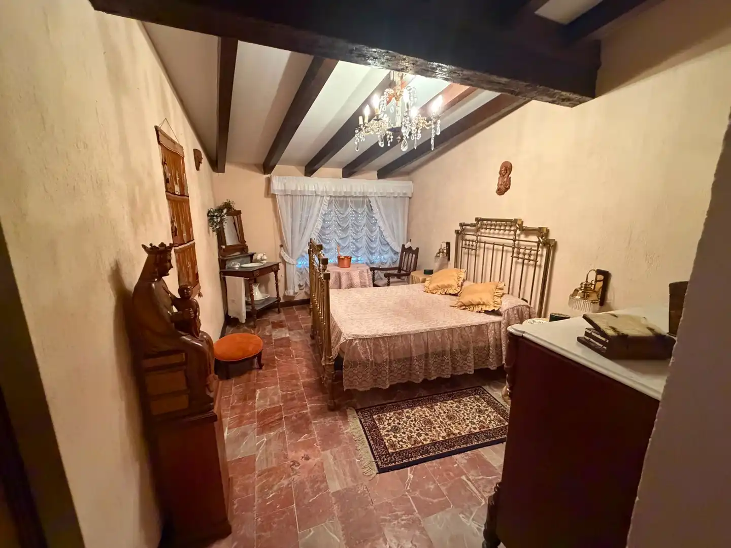 Dormitori de Casa o xalet en venda en Muñana amb Calefacció, Jardí privat i Piscina