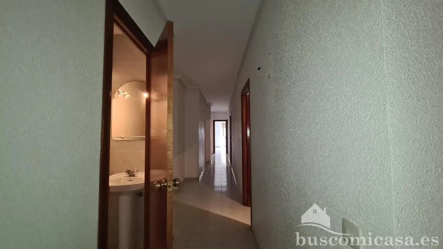 Wohnung zum Verkauf in Jódar mit Balkon