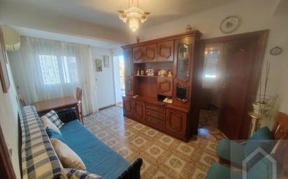 Living room of Flat for sale in  Madrid Capital  with Air Conditioner and Terrace