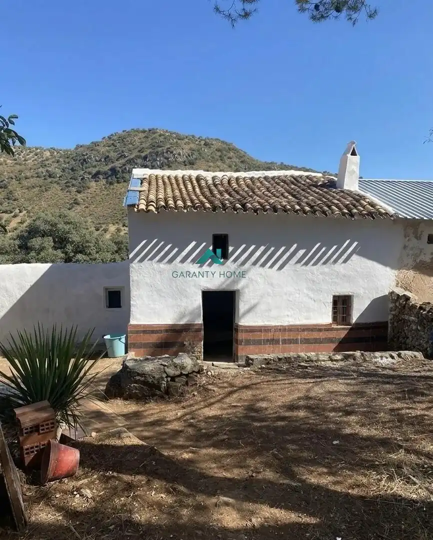 Casa rústica en venda a Fuensanta de Martos