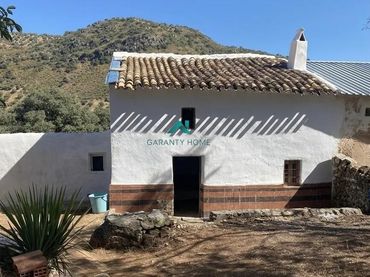 Casa rústica en venda a Fuensanta de Martos