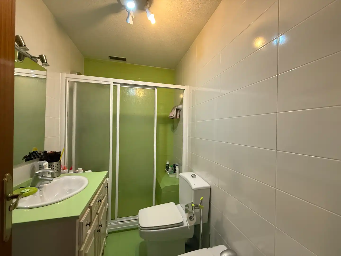 Bathroom of Detached homes for sale in Ciudad Real  with Air Conditioner, Heating and Private garden