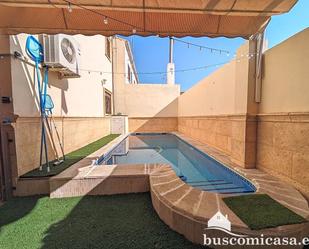 Piscina de Casa o xalet en venda en Linares amb Aire condicionat, Piscina i Balcó