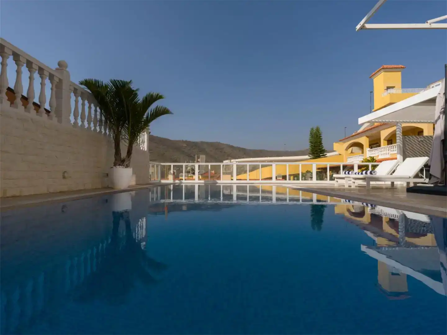 Piscina de Casa adosada en venda en Mogán amb Aire condicionat, Piscina i Balcó