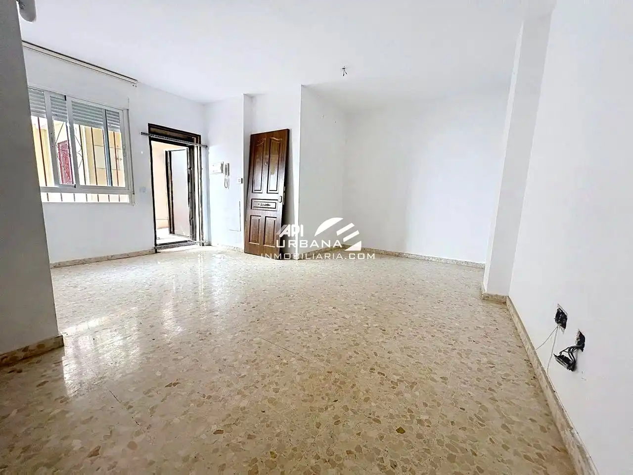 Vista exterior de Planta baja en venta en Lucena con Trastero