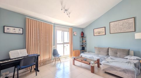 Foto 3 de Casa adosada en venta en Calle de Vistabella, Miralbueno, Zaragoza Capital
