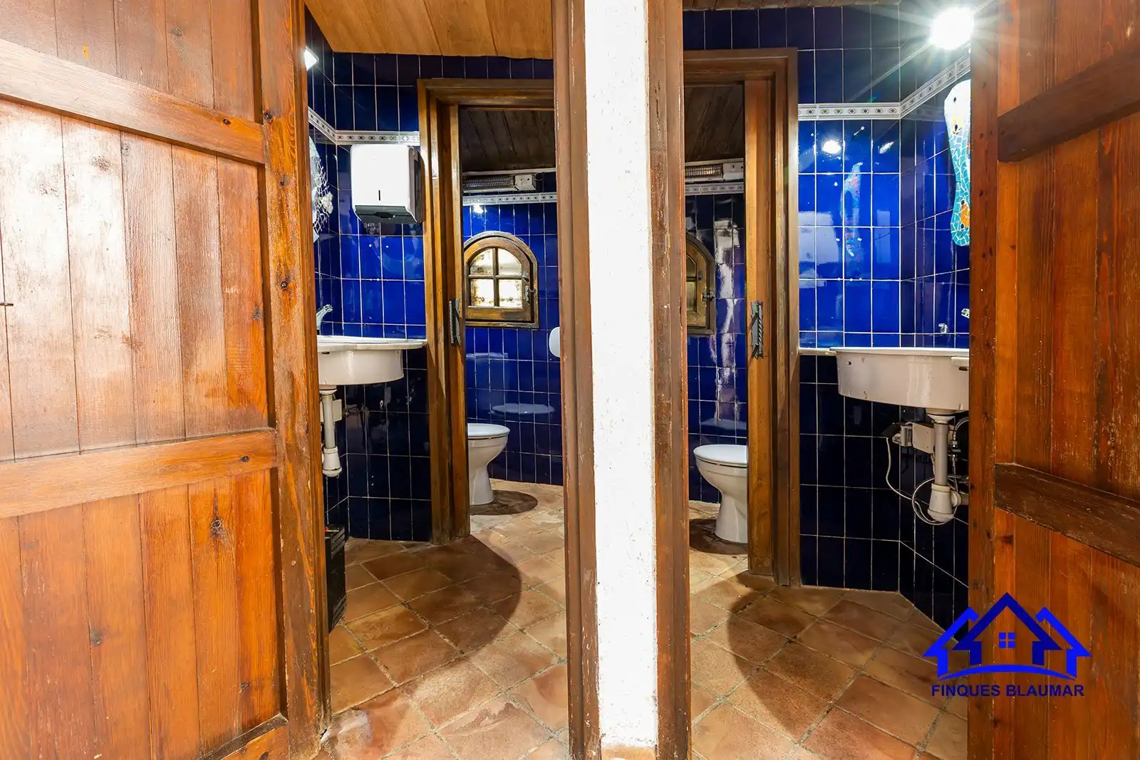 Badezimmer von Geschaftsraum zur Miete in Sant Iscle de Vallalta mit Klimaanlage und Terrasse