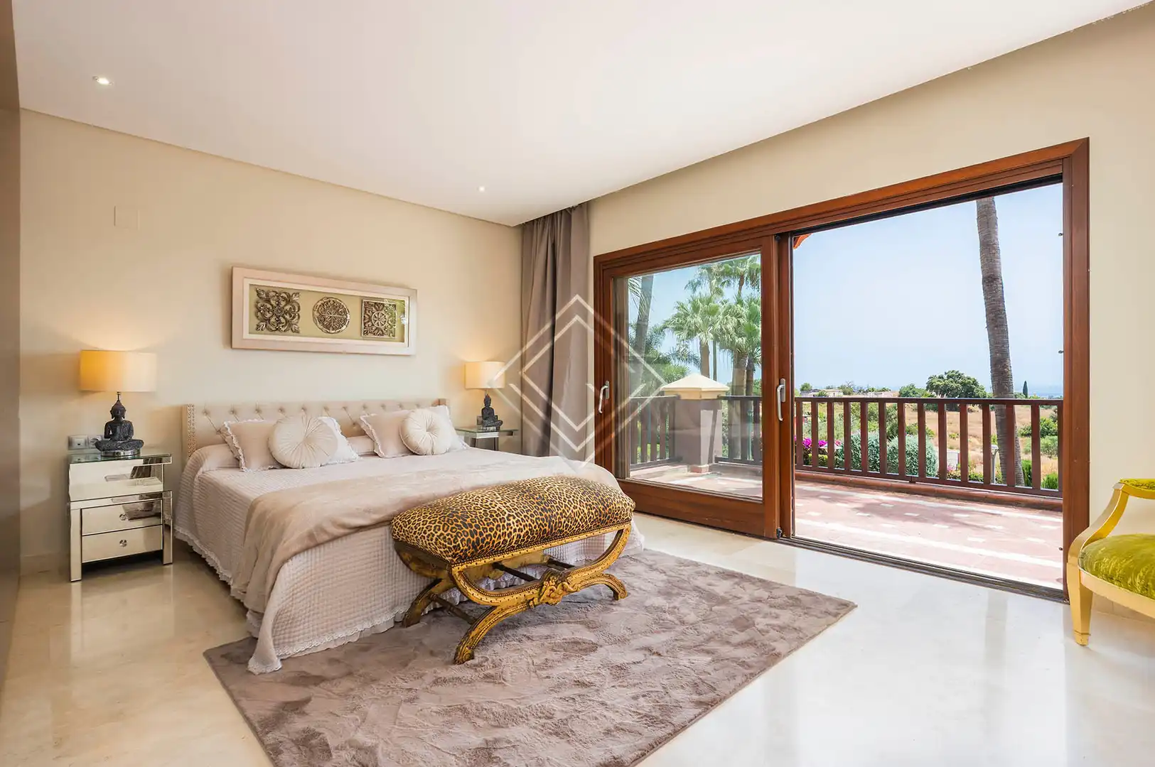 Chalet con piscina en venta en Milla de Oro, imagen 12
