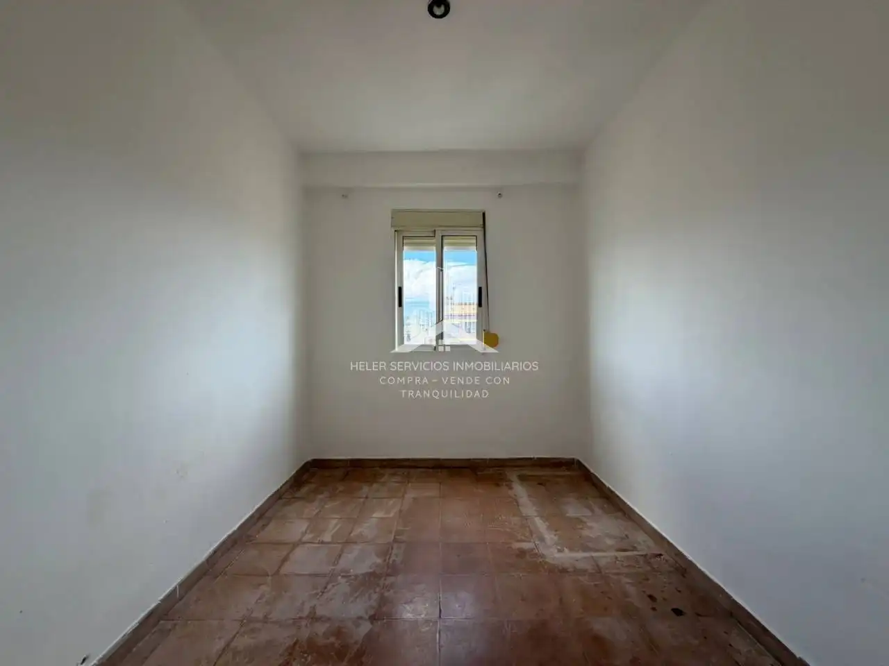 Schlafzimmer von Wohnung zum Verkauf in Castellón de la Plana / Castelló de la Plana mit Balkon