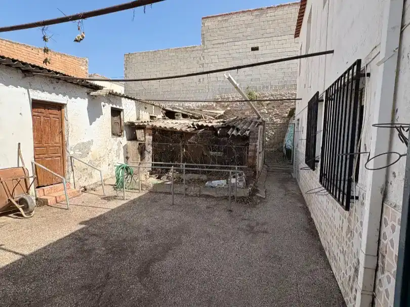 Vista exterior de Piso en venta en Cúllar con Trastero, Amueblado y Balcón