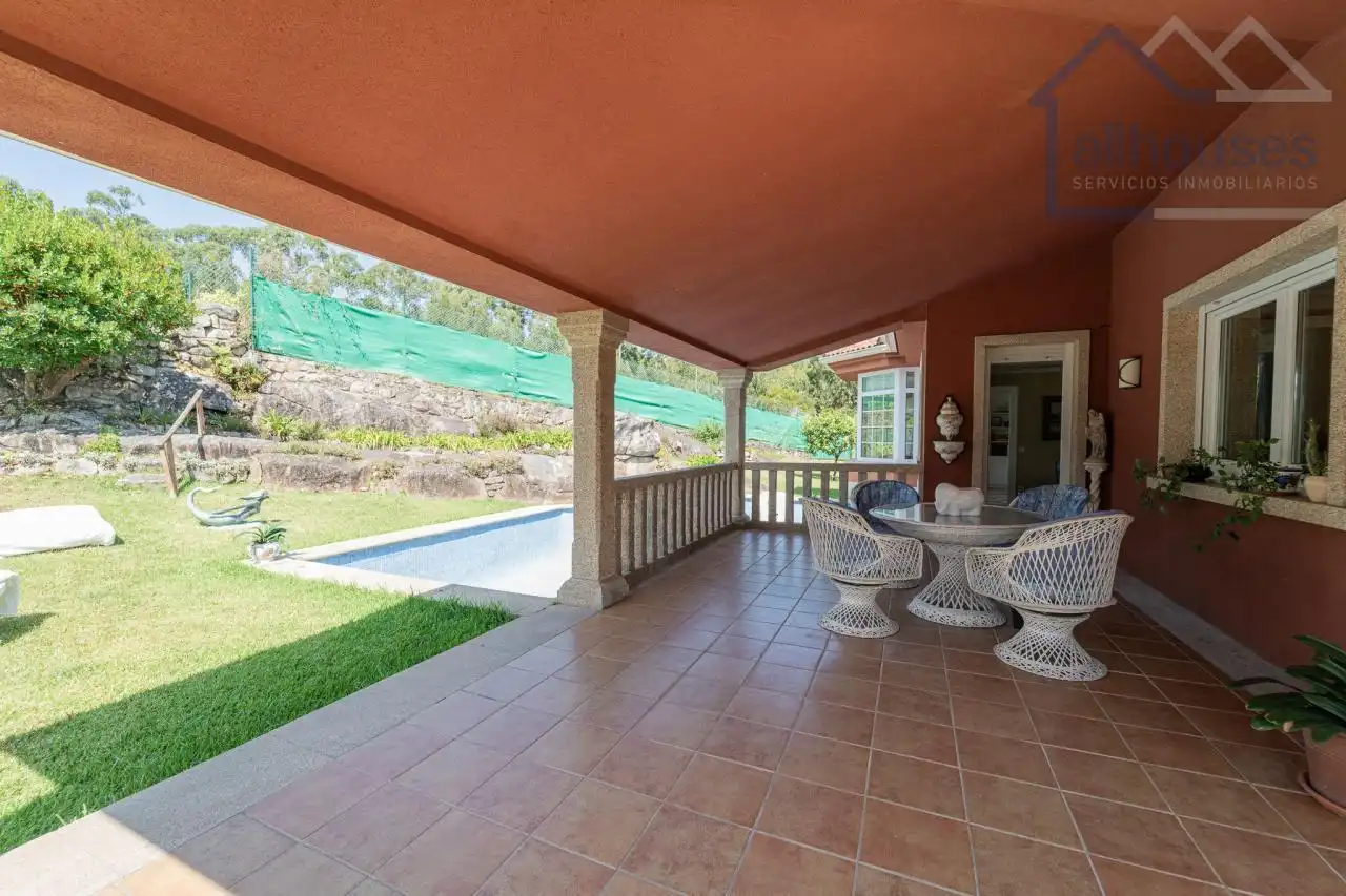Detached house with pool for sale in Oia, imagen 43