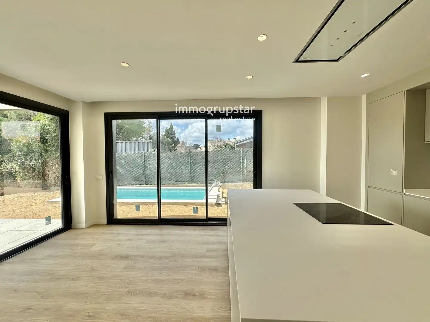Piscina de Casa adosada en venda en Palamós amb Aire condicionat, Calefacció i Terrassa