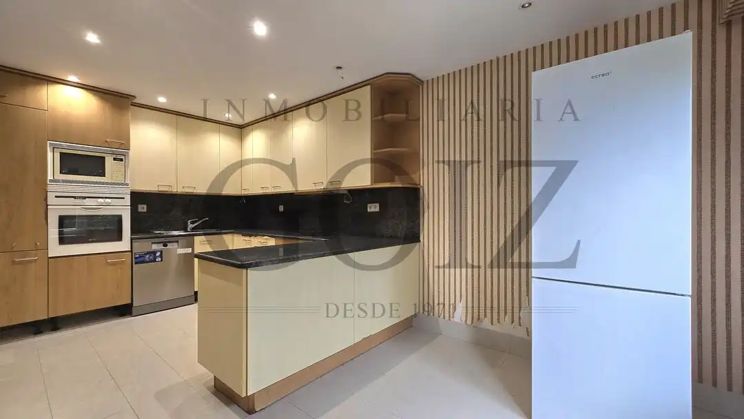Cocina de Casa adosada en venta en Donostia - San Sebastián  con Calefacción, Terraza y Trastero