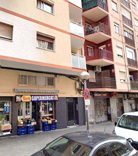Foto 2 de Pis en venda a Av Nord del, Les Planes, L'Hospitalet de Llobregat