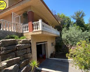 Vista exterior de Casa o xalet en venda en Bigues i Riells amb Terrassa i Balcó