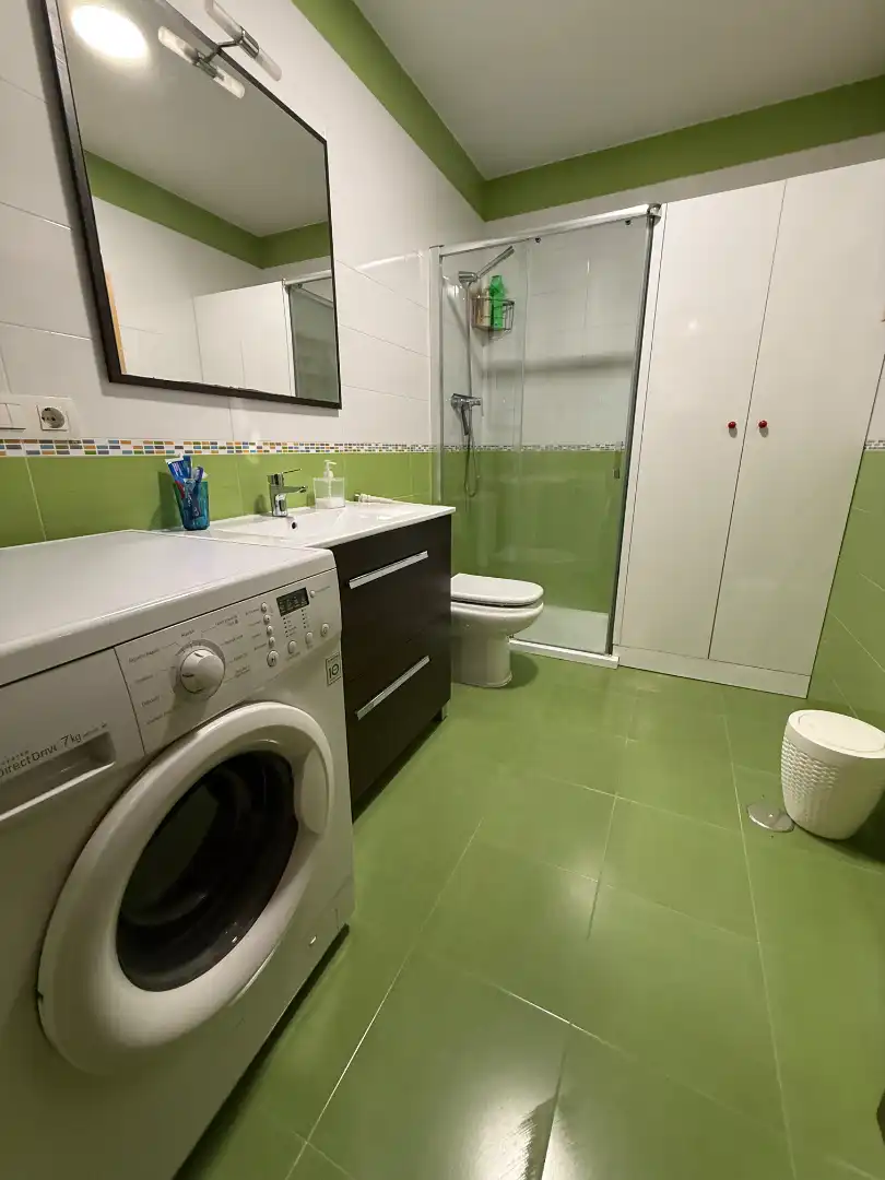 Baño de Piso en venta en Alcalá la Real con Calefacción, Terraza y Trastero