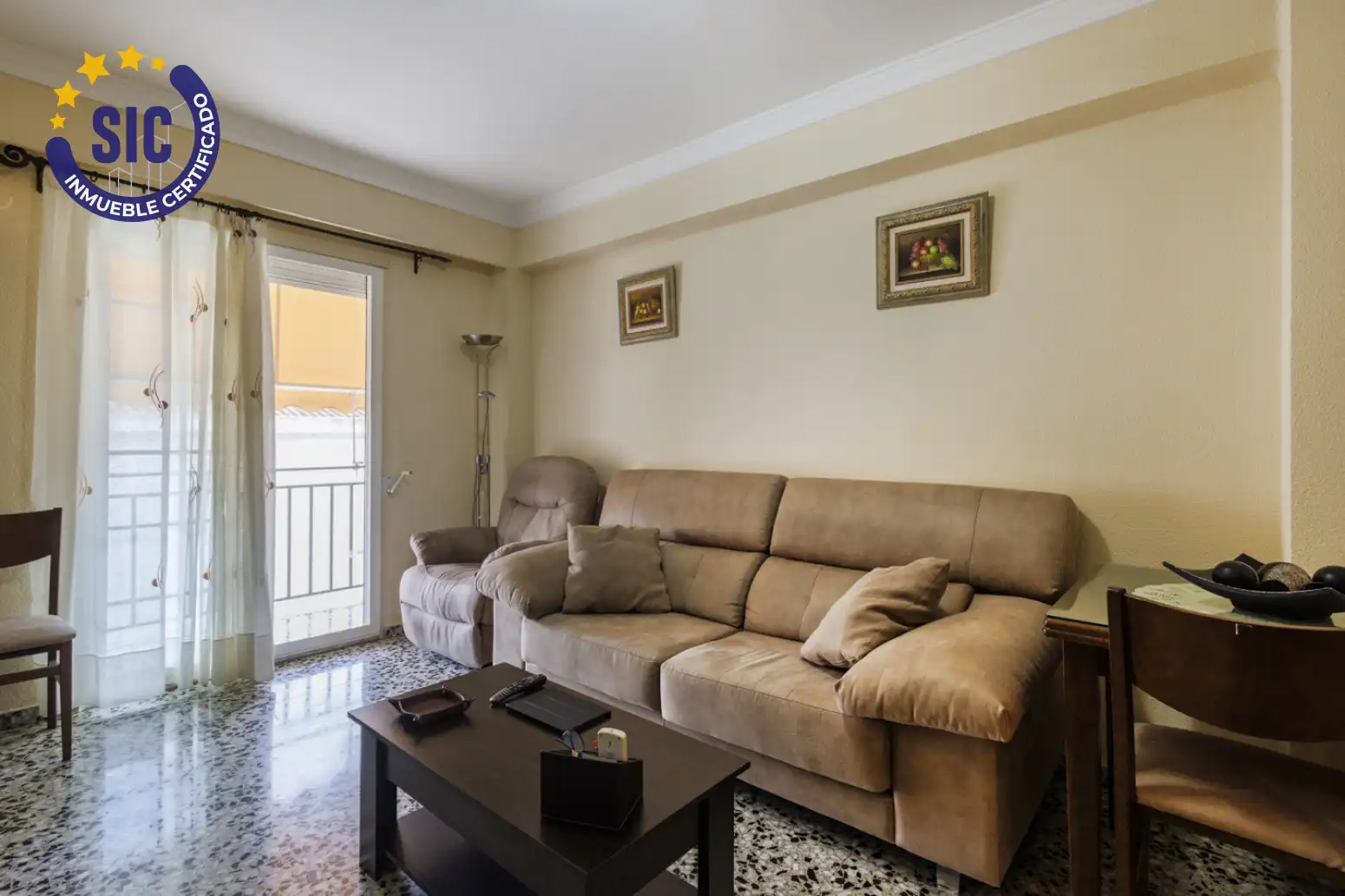 Sala de estar de Casa adosada en venta en Carlet con Terraza y Balcón