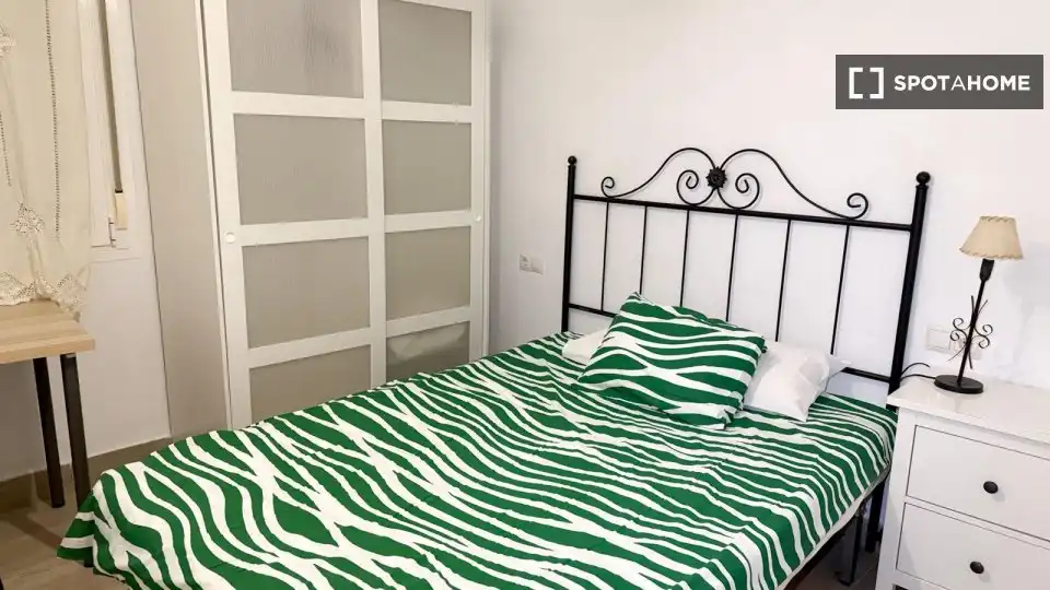 Schlafzimmer von Wohnung zur untervermieten in Málaga mit Klimaanlage, Terrasse und Möbliert