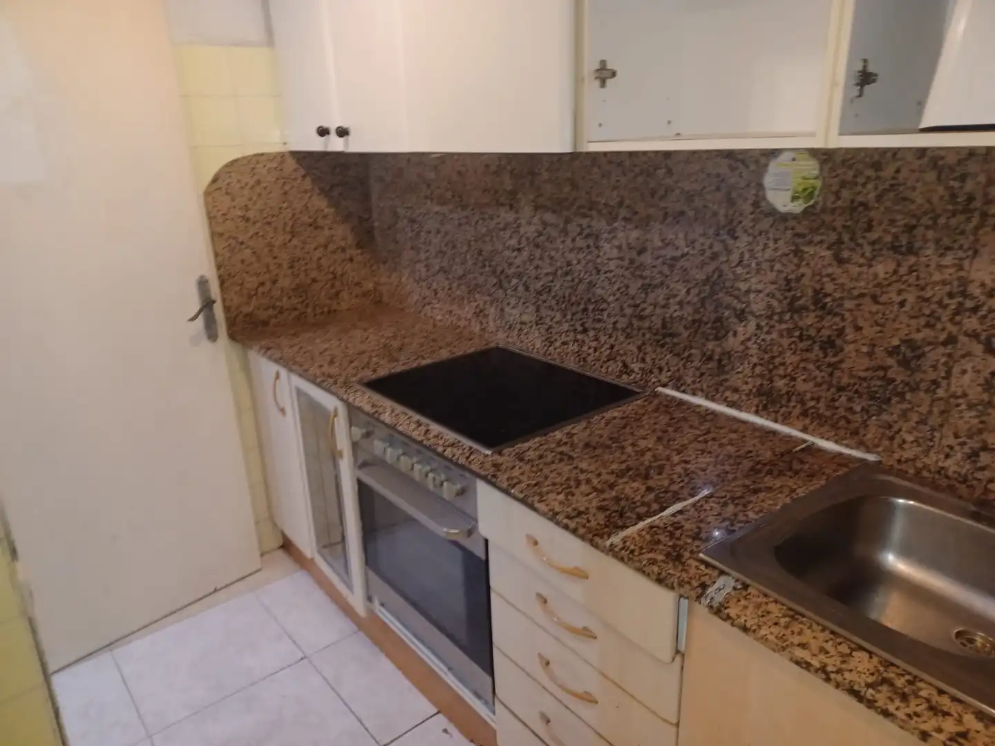Cocina de Piso en venta en Santa Perpètua de Mogoda